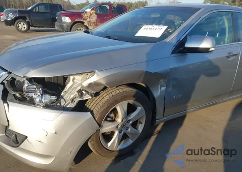 2010 Acura Tsx 2.4 z USA, uszkodzony, nr VIN JH4CU2F67AC021905